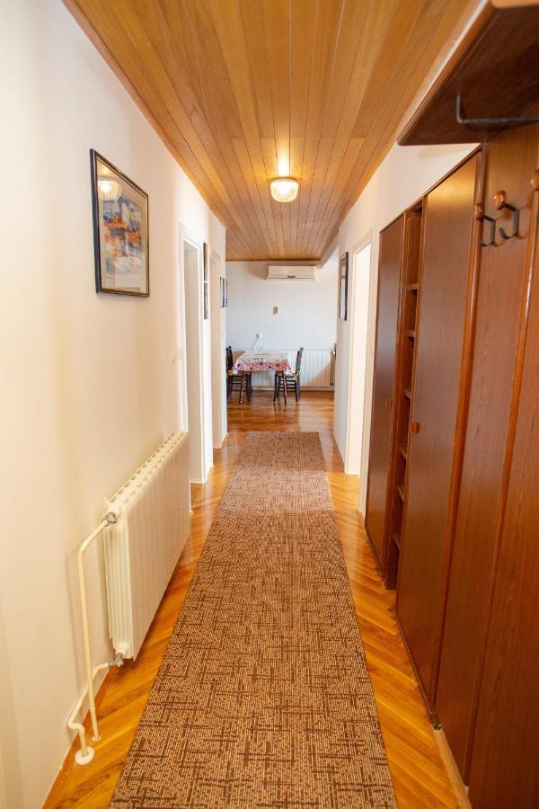 Apartments & Rooms Peranic نوفاليا المظهر الخارجي الصورة