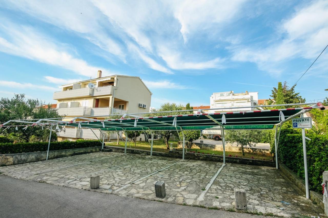 Apartments & Rooms Peranic نوفاليا المظهر الخارجي الصورة