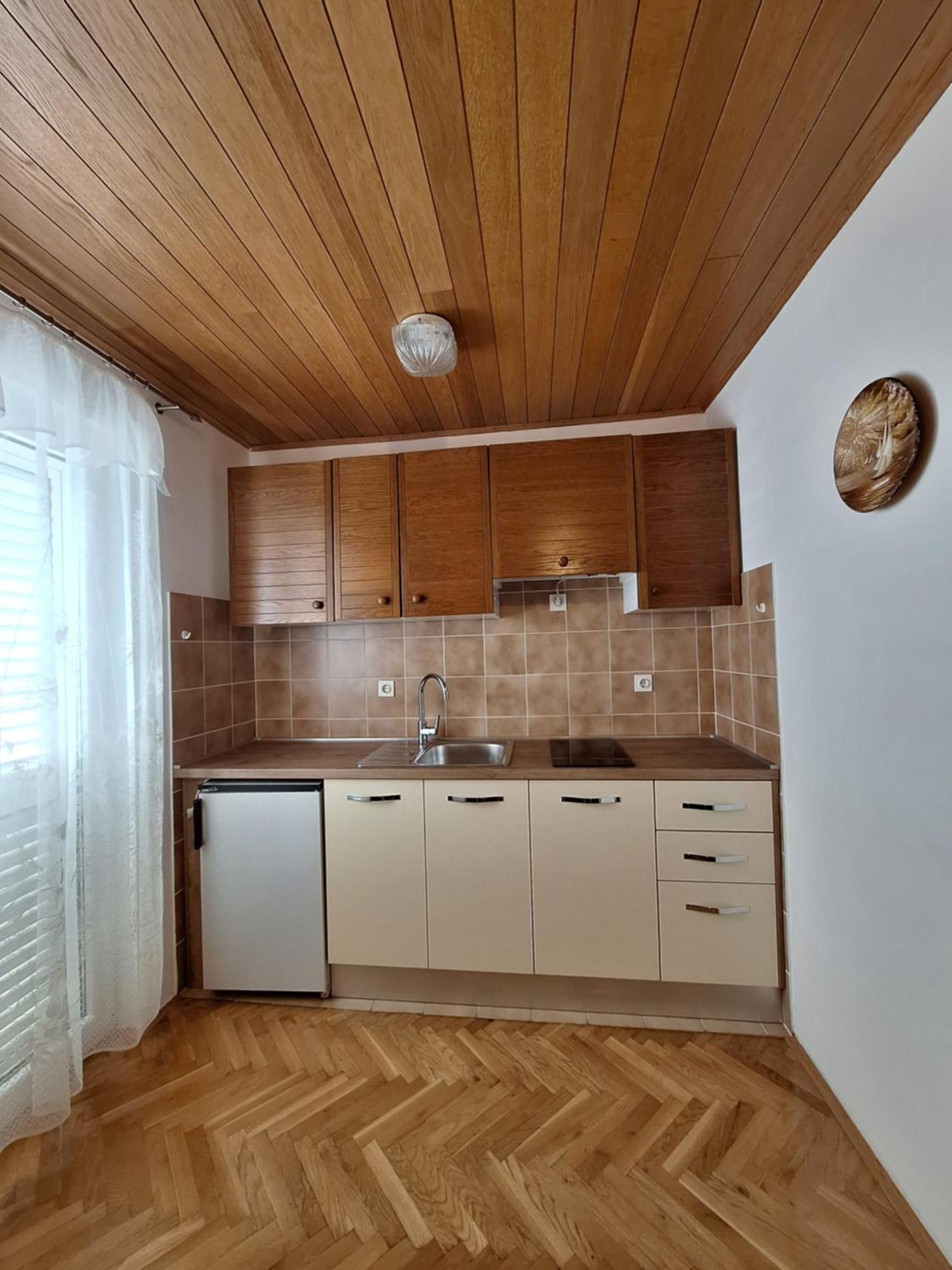 Apartments & Rooms Peranic نوفاليا المظهر الخارجي الصورة